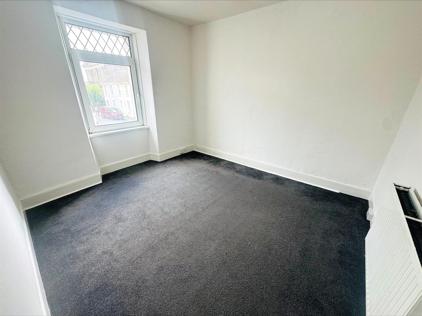 Delabeche Street, Llanelli, SA15 1AT
